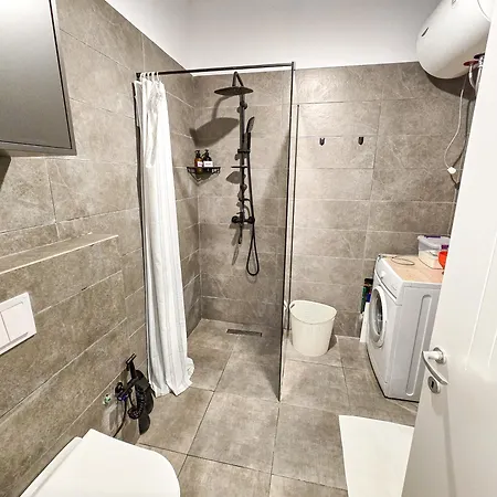 Апартаменты Emerald Luxury 1bd