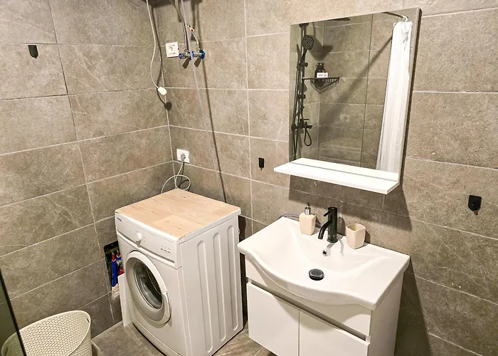 Emerald Luxury 1bd 公寓 地拉那